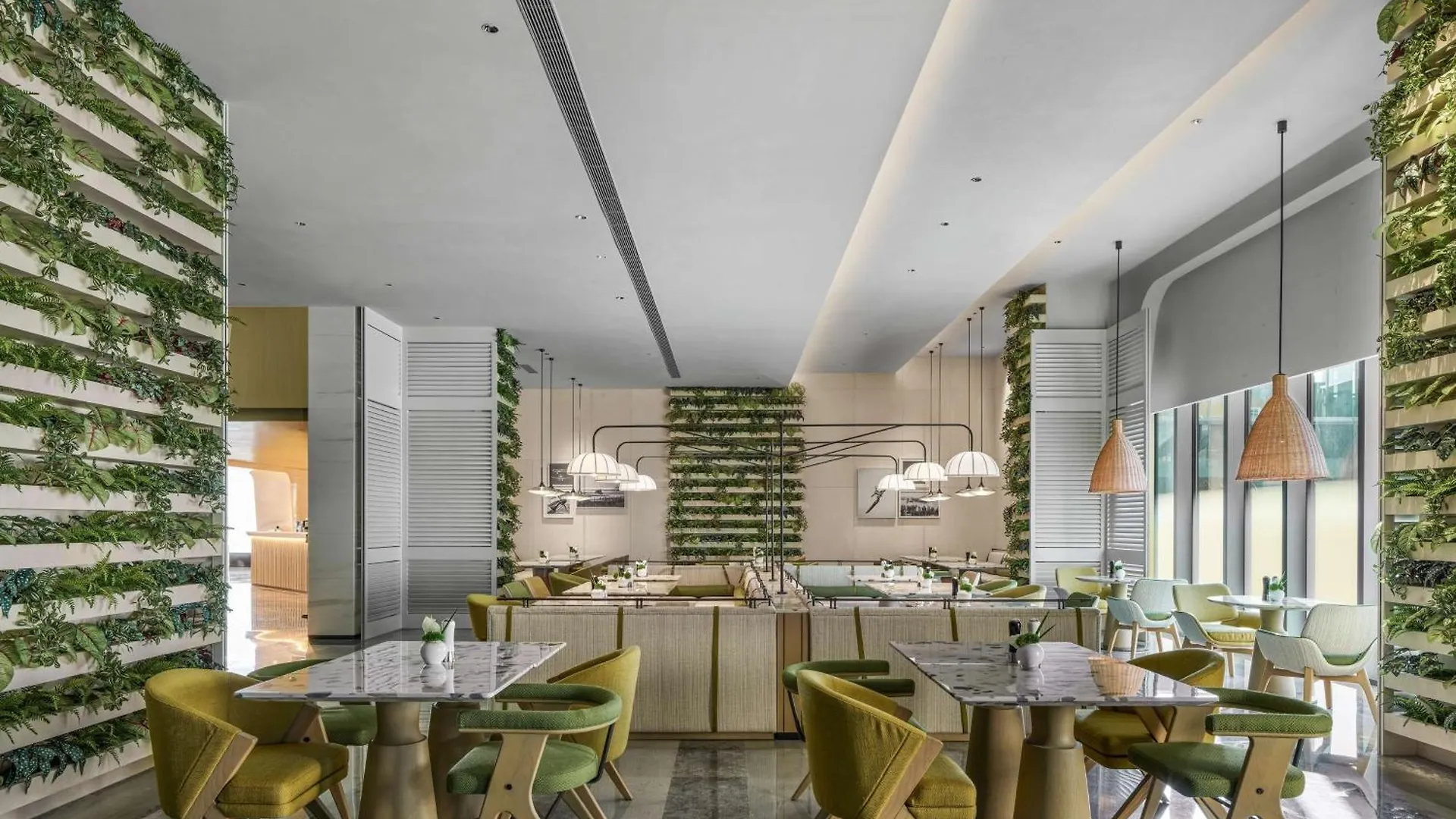 Hilton Shanghai Hongqiao International Airport Hotel