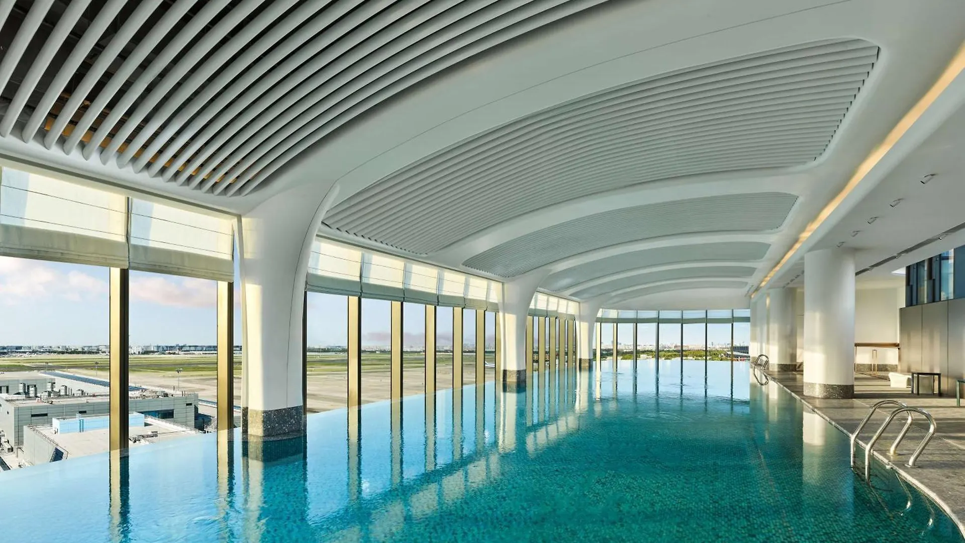 ***** Hotel Hilton Shanghai Hongqiao International Airport China